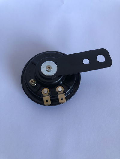 Bocina 12volt universal