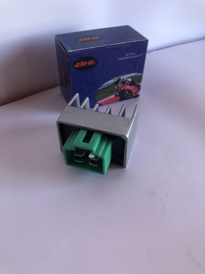 Regulador de voltaje honda wave