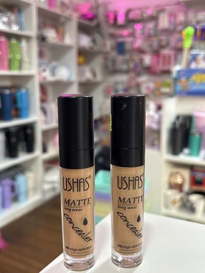 Corrector USHAS MATTE 
