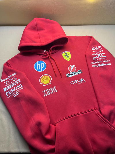 Buzo F1 Ferrari 2025