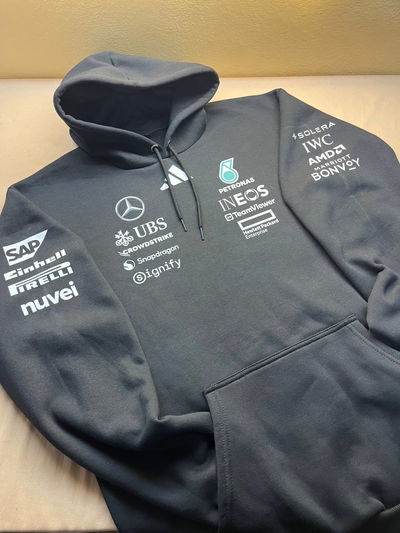Buzo F1 Mercedes 2025