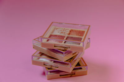 Paleta Sombras Cobrizas Metalizadas Ojos Glow Me Pink 21 