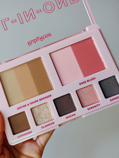 Paleta todo en uno Ruby Rose Bronzer, Blush y sombras