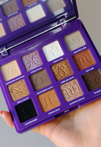 Paleta de sombras Astral Ruby Rose