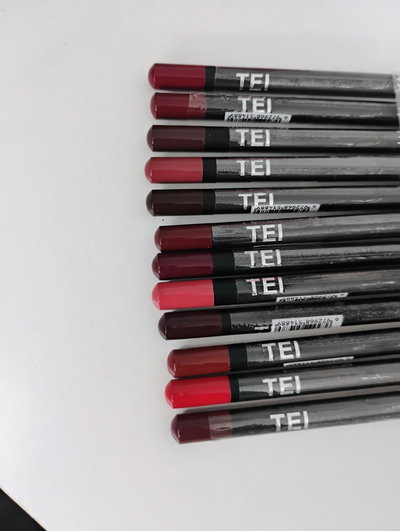 Delineador de labios TEI