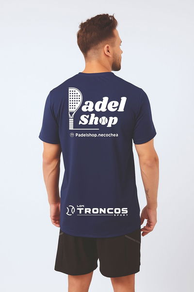Remera Padelshop + Los troncos By Snauwaert Azul Marino