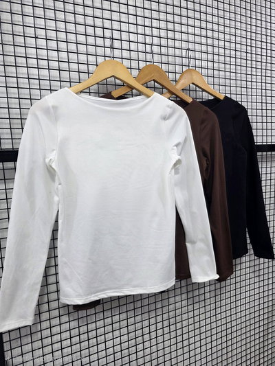 CAMISETA SOFT CUELLO BOTE