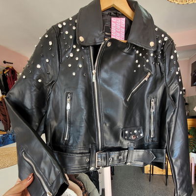 CAMPERA ECO CUERO STRAS 