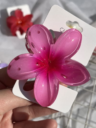 broche flor fucsia 