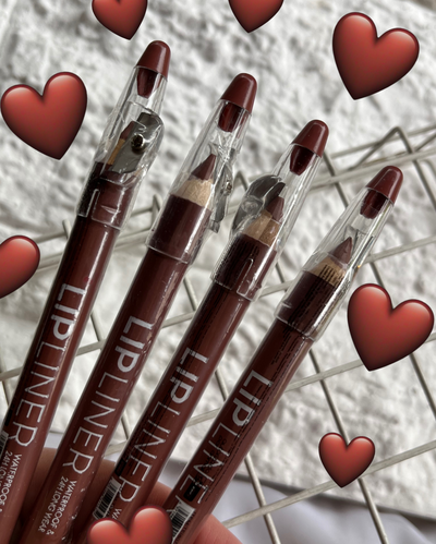 lapiz labial con sacapuntas tei