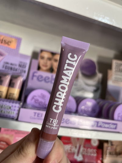 Labial matte tei