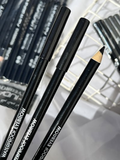 3 lápices delineadores de ojos negros saniye