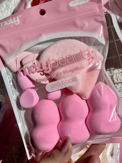 Set 12 esponjas y borlas