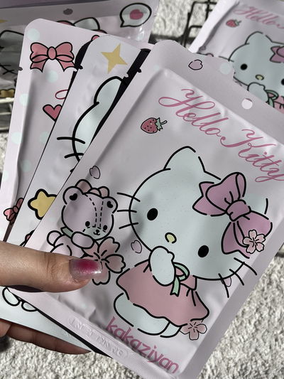 3 mascarillas faciales kitty