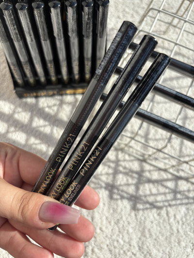 3 Delineadors liquidos Pink 21