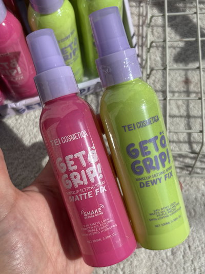 2 fijadores de maquillaje Tei