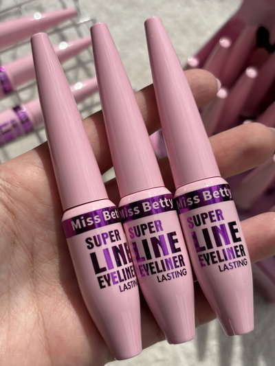 3 delineadores miss betty