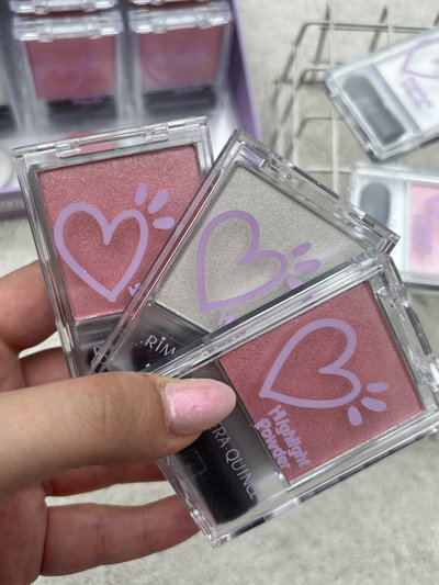 2 iluminadores con brochita rimera15