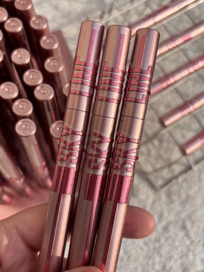 3 Delineadors liquidos sky high Mini tango