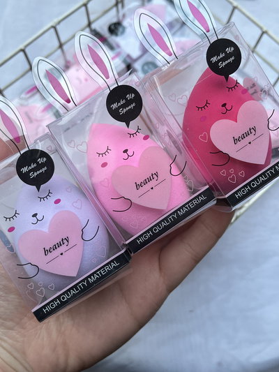 3 esponjitas con cajita