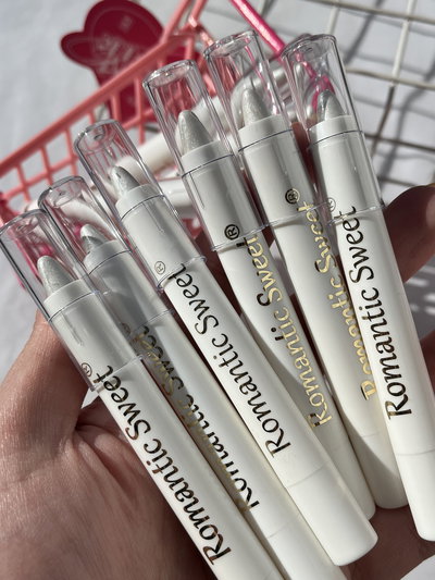 3 iluminadores en lápiz retractil