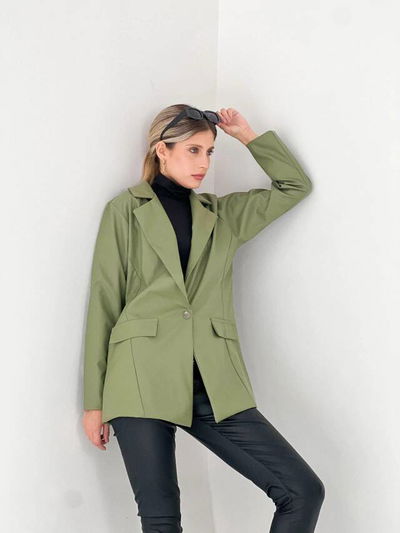 BLAZER DE ECO CUERO