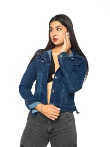 CAMPERA DE JEANS AZUL