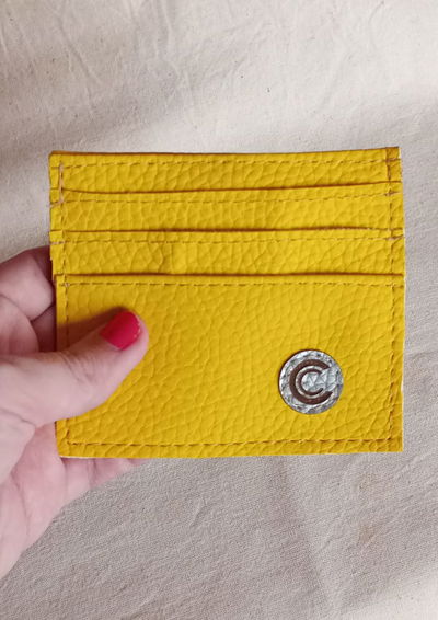 Tarjetero Flor amarillo
