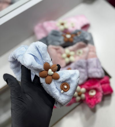 VINCHA MOÑO CON FLOR