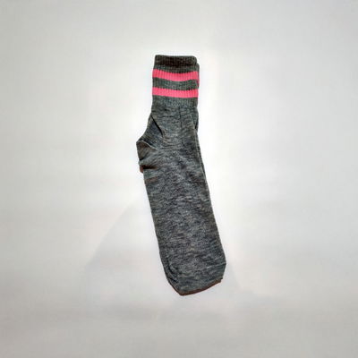 OLD SCHOOL GRIS CON LINEA ROSA