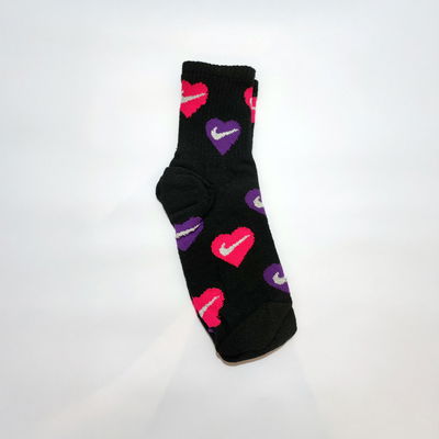 NIKE - CORAZONES NEGRA