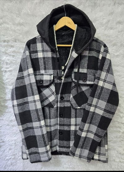 Camisaco con capucha