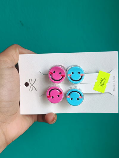 Broches Carita Feliz x4u