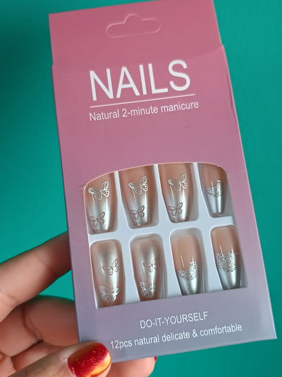 Uñas postizas 