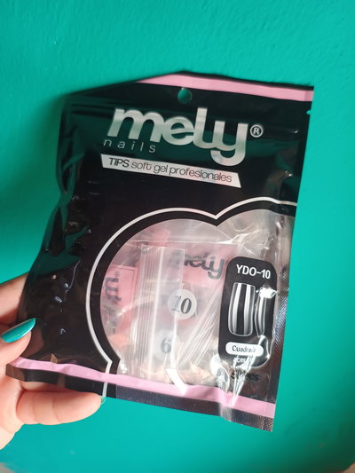 Tips Mely cuadrada transparente 