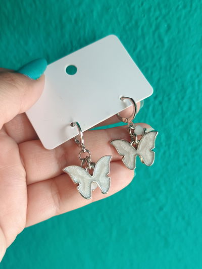 Aros Mariposa Blanca Charms