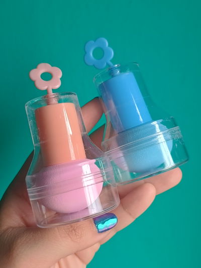 Esponjitas individuales con contenedor