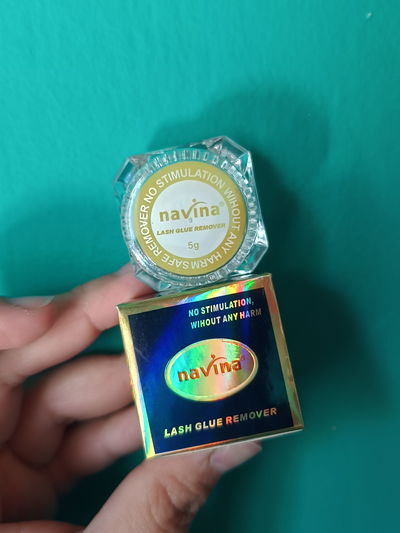 Removedor gel de pestañas Navina 