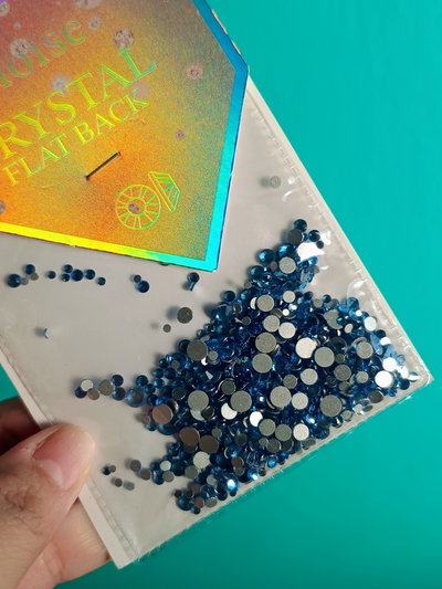 Strass Eloise con color 
