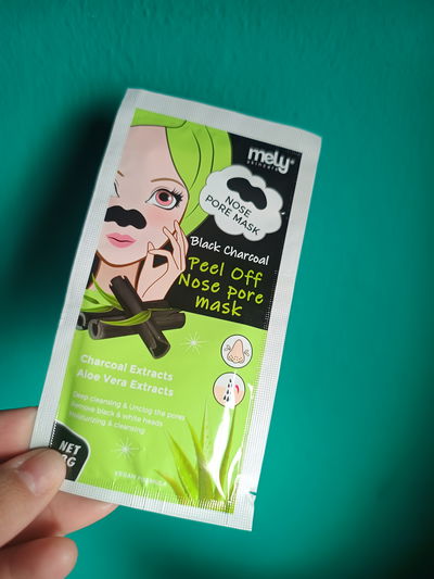 Mascarilla facial Negra Mely
