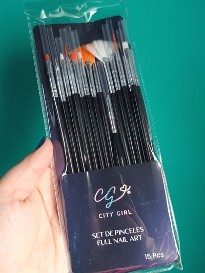 Set pinceles x 15u City Girl