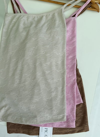 Remera Nubia