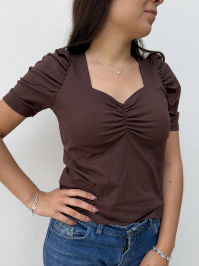 Remera Carmesí 