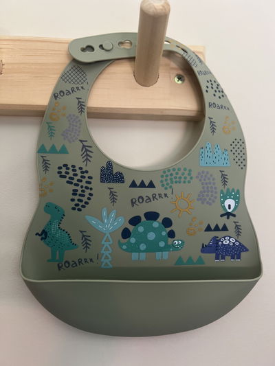 Babero Silicona Dinos 