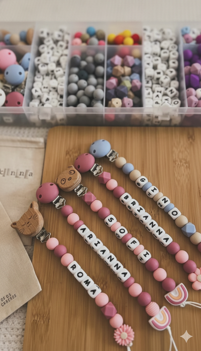 Portachupetes con nombre - Elegí tu broche 