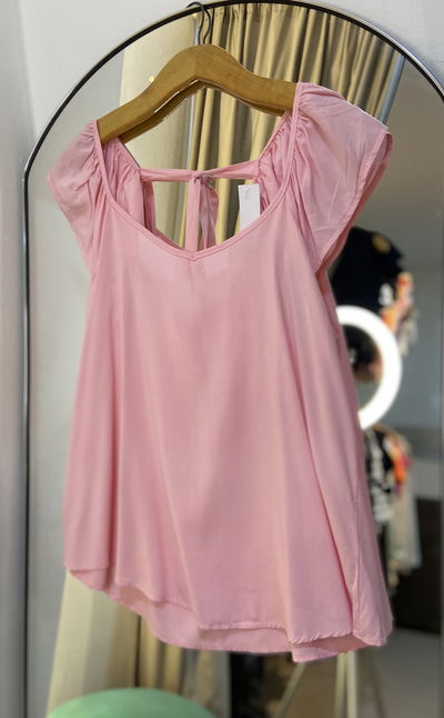 •Blusa fibrana lisa•