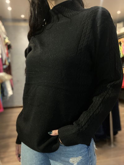 •Buzo cuello alto MAGGY•