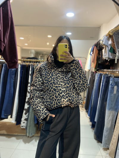 •Campera ROMA print•