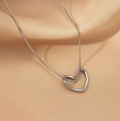 Collar Hearthly