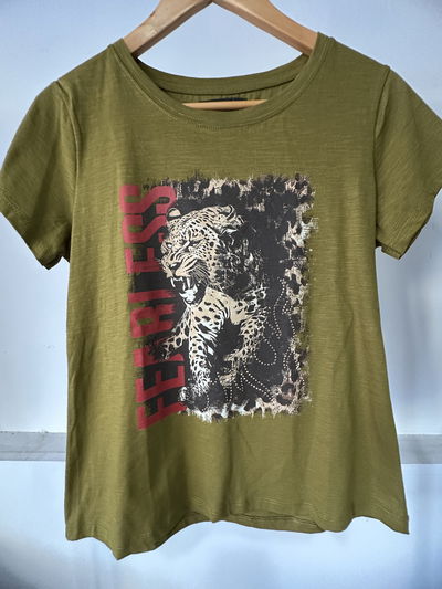 REMERA FEARLESS